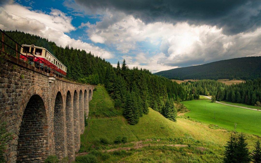 Predaj lístkov na historické zážitkové vlaky v Banskobystrickom kraji je spustený